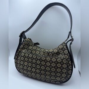 Nine West Elegant Black and Tan Handbag